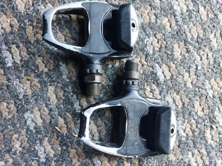 Bike pedals 