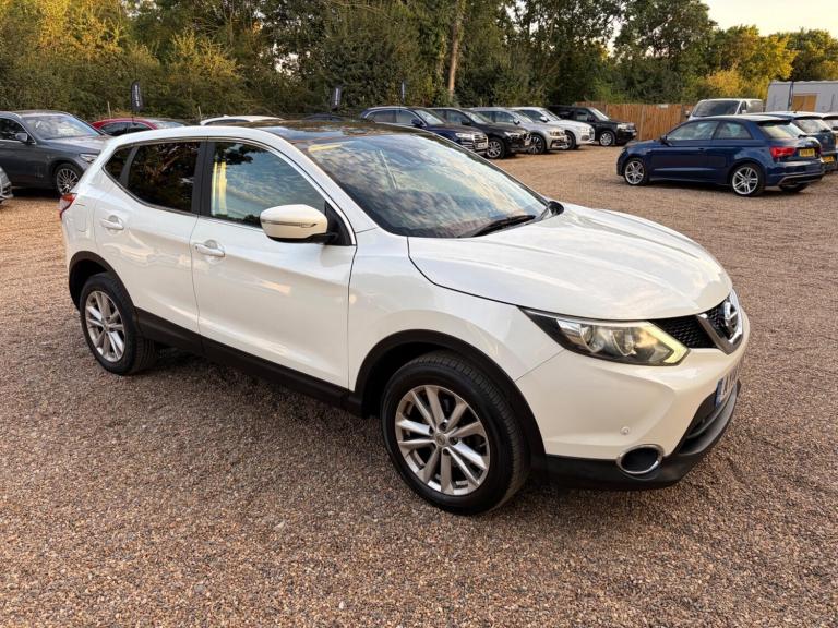 2014 Nissan Qashqai 1.5 dCi Acenta Premium 5dr HATCHBACK DIESEL Manual