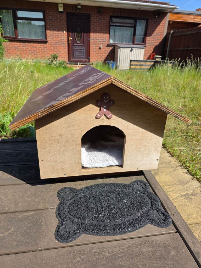 Cat house 