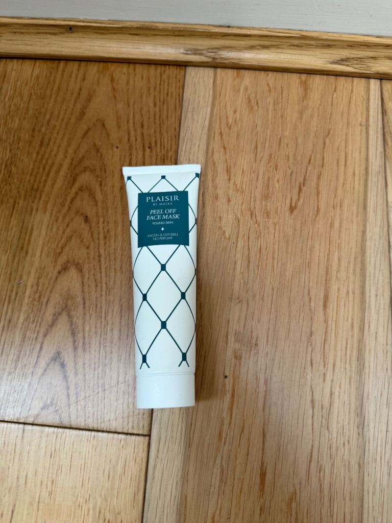 Brand New - PLAISIR by Matas Peel Off Face Mask Young Skin (Kaolin & Glycerin) 100ml - RRP £12