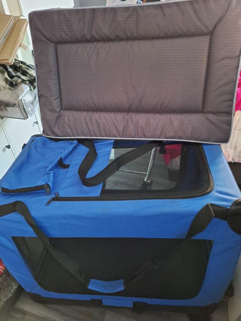 Pet carrier /crate 