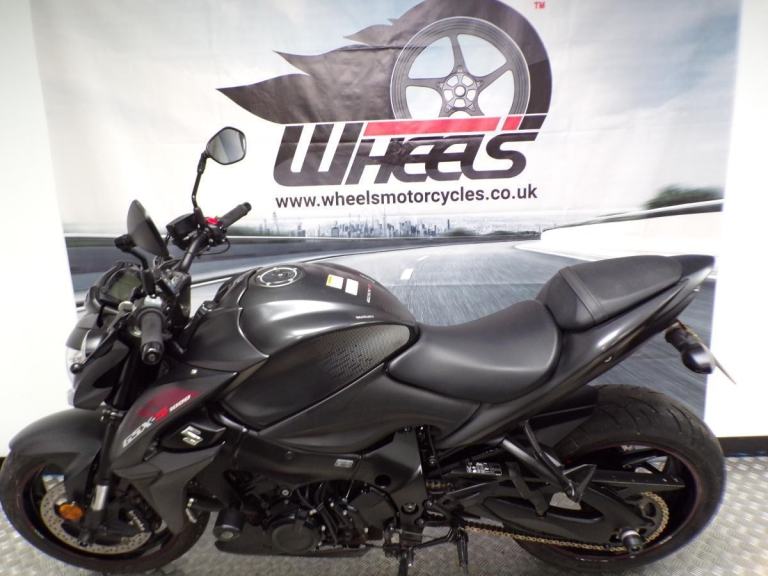 2017 SUZUKI GSX-S1000 2 OWNER BIKE FROM NEW