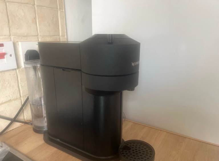 Nespresso Vertuo Coffee Machine - Black Matt