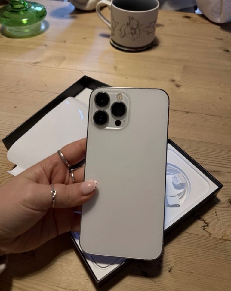 Apple iPhone 13 Pro Max 128gb unlocked boxed 