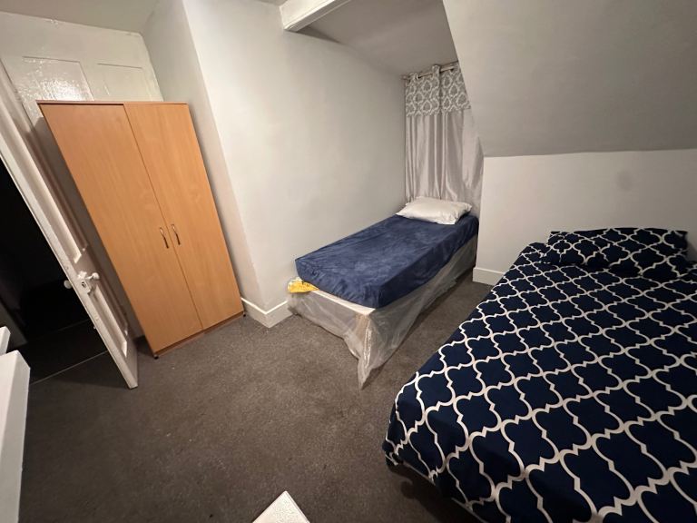 Double room for rent 