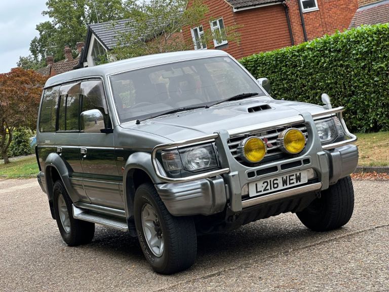 WANTED Mitsubishi PAJERO 