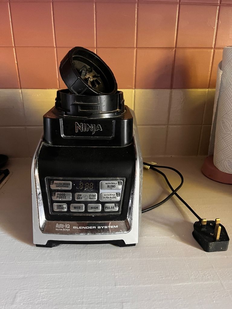 Ninja kitchen smoothie maker/blender