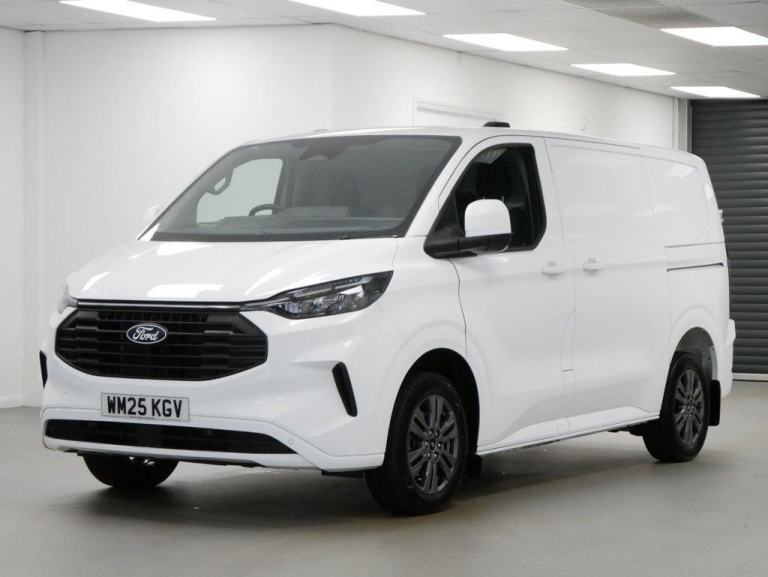 2025 FORD TRANSIT CUSTOM 280 2.0 EBL 136 BHP SWB LIMITED EDITION