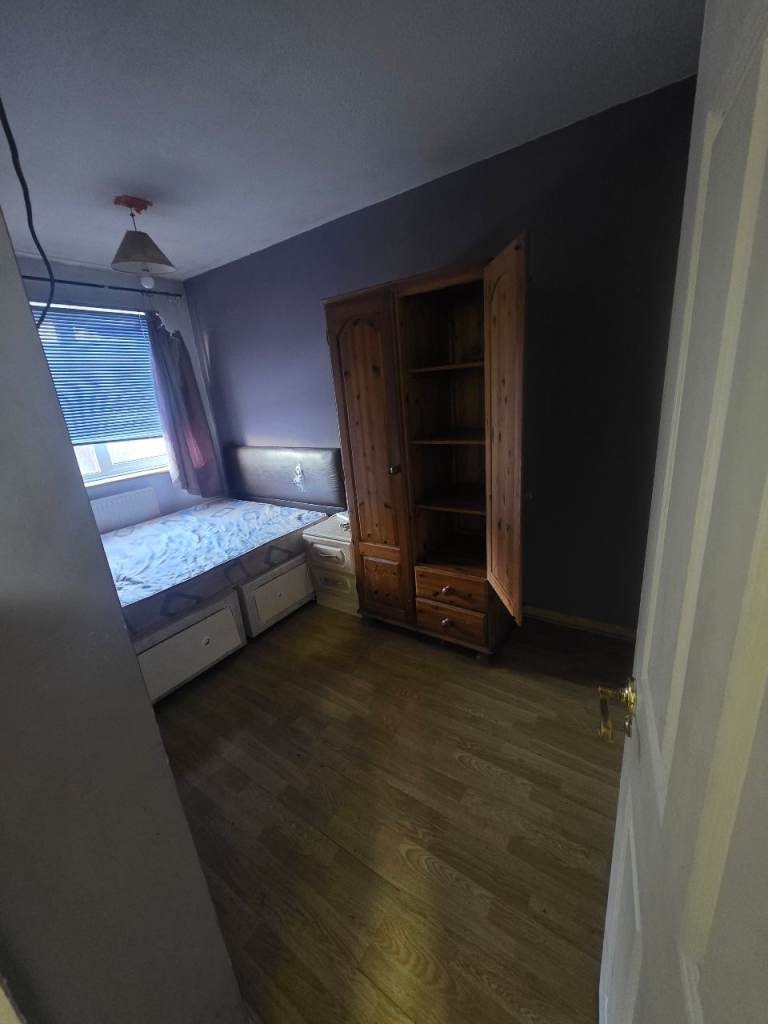Double Room to let in Langley, Colonbrook, Heathrow, Slough (SL3 8AP)