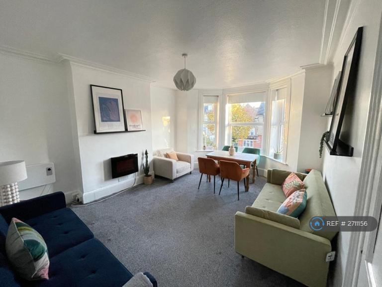 1 bedroom flat in Brockman Road, Folkestone, CT20 (1 bed) (#2711156)