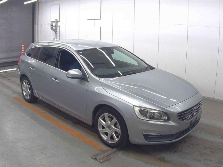 2015 Volvo V60 LUXURY EDITION Estate Petrol Automatic