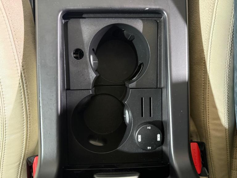 2017 Land Rover Discovery Sport 2.0 TD4 HSE Luxury Auto 4WD Euro 6 (s/s) 5dr ESTATE Diesel Automatic