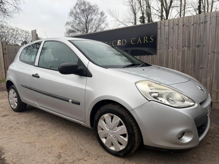2009 Renault Clio 1.2 16v Extreme 3dr HATCHBACK Petrol Manual