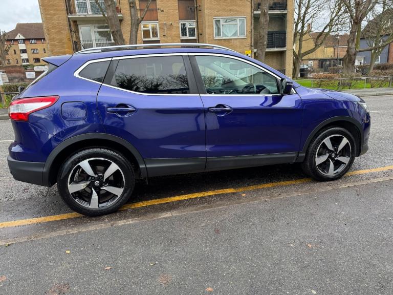2015 Nissan Qashqai 1.6 dCi N-Tec+ 5dr Xtronic HATCHBACK Diesel Automatic