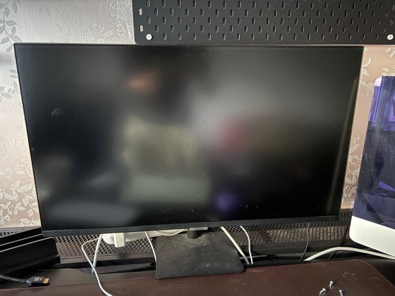 Samsung 32" M50A Full HD Smart Monitor with Speakers & Remote