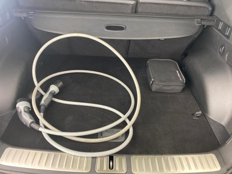 2022 Genesis GV60 77.4kWh Premium SUV 5dr Electric Auto (229 ps) - NAV - HEATED STEERING - BL Suv...