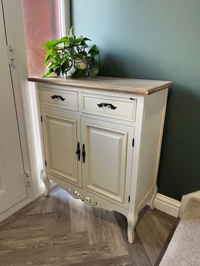 Vintage cabinet