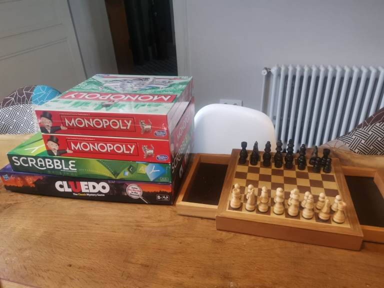 🎲 Job Lot of Classic Family Board Games – Monopoly, Scrabble, Cluedo & Chess