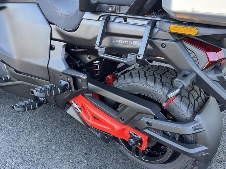 Can-Am Canyon 1330 XT 3-Wheel 