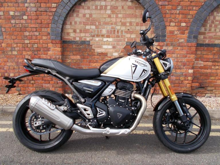 2026 TRIUMPH SPEED 400