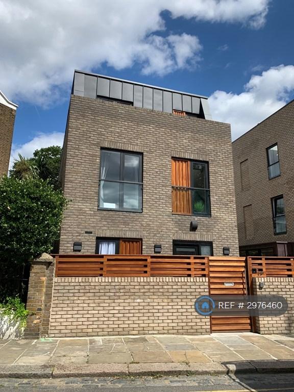 4 bedroom house in St. Pauls Crescent, London, NW1 (4 bed) (#2976460)