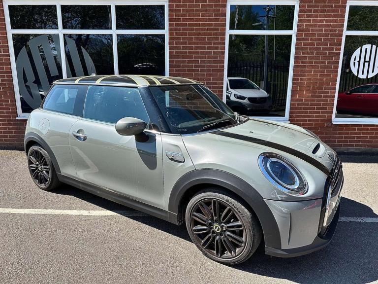 2022 MINI Hatch Cooper S Electric Level 2 3dr Hatchback Electric Automatic