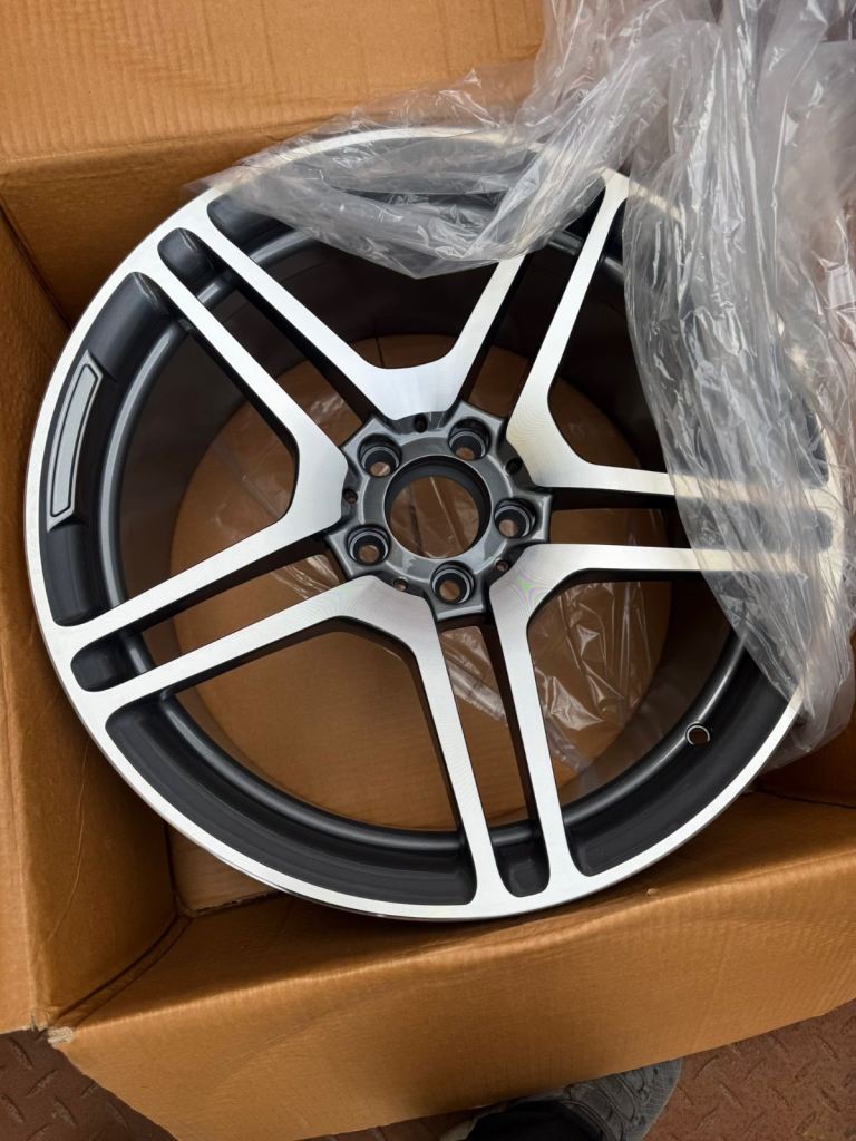 19 inch Alloy wheels to fit Mercedes Brand New in Boxes 📦 set of 4 Clearance sale £250. 