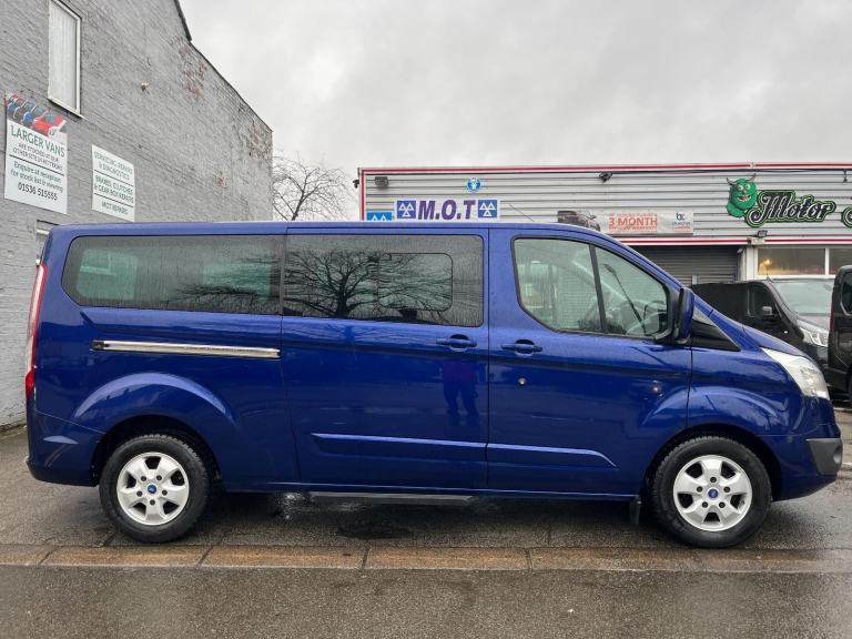 Ford Tourneo Custom 2.2 300 TDCi Limited Titanium 9 Seat LWB Minibus 2015/15