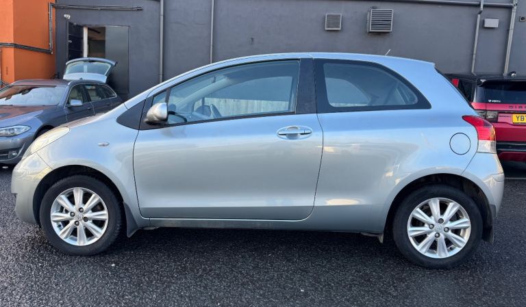 Toyota Yaris 1.0. petrol 12 months MOT BARGAIN! 