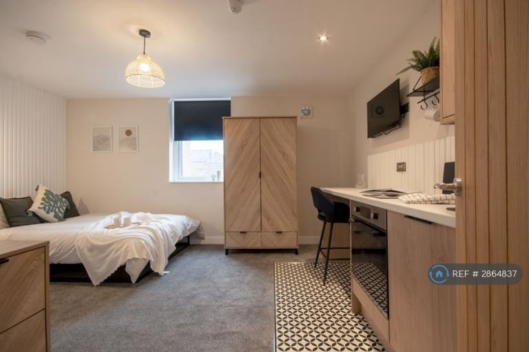 1 bedroom in Derby Road, Nottingham, NG9 (#2864837)