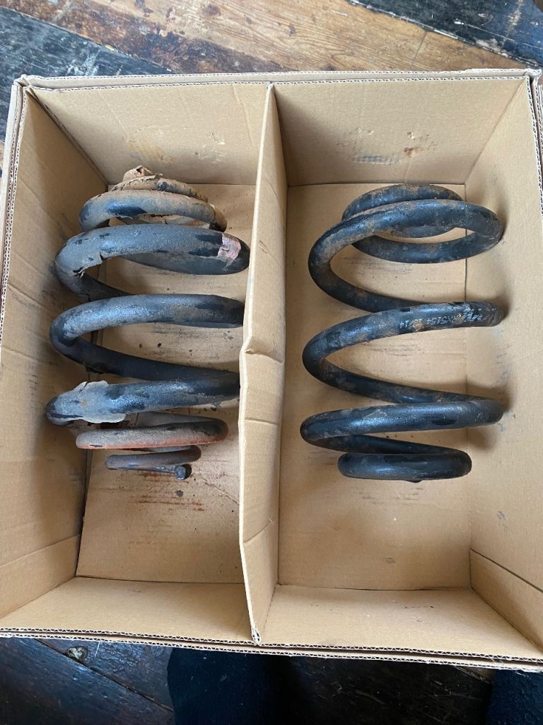 Vw T4 transporter rear springs