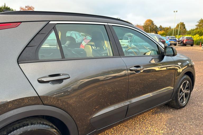  Kia Niro Hybrid 1.6h Gdi 2 Suv 5dr Petrol Hybrid Dct Euro 6 s/s 127 Bhp