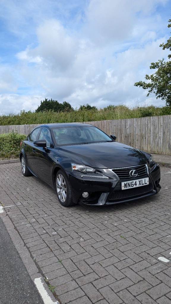 Lexus IS250 V6 Petrol Automatic, 2014, Heated Leather & Parking Sensors. 156000 miles.