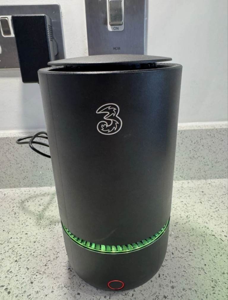 Three 5G Internet Box – Brand New, Sealed, Black