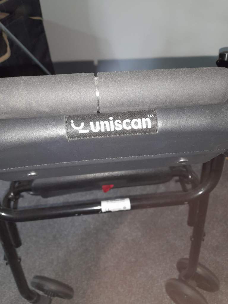 Uniscan 4 wheeled walking aid