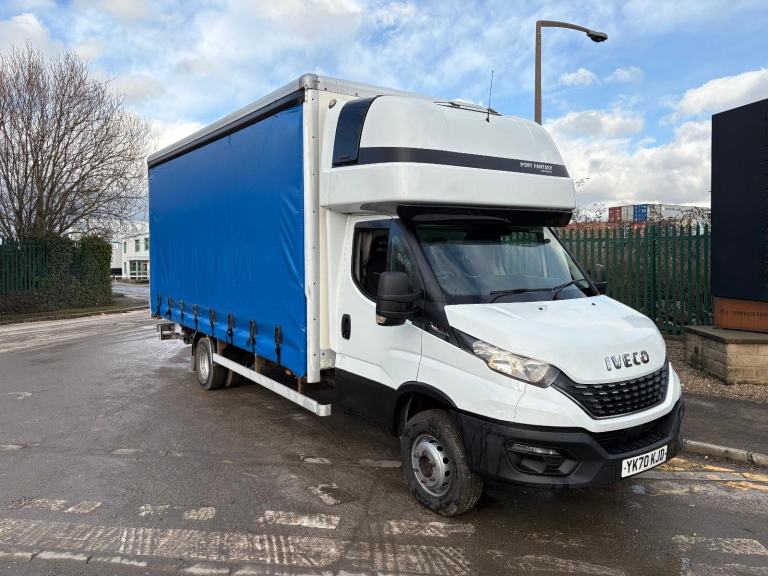 2021 Iveco Daily 72-180 hi Matic sleeper cab 19ft curtinsider with tail lift 