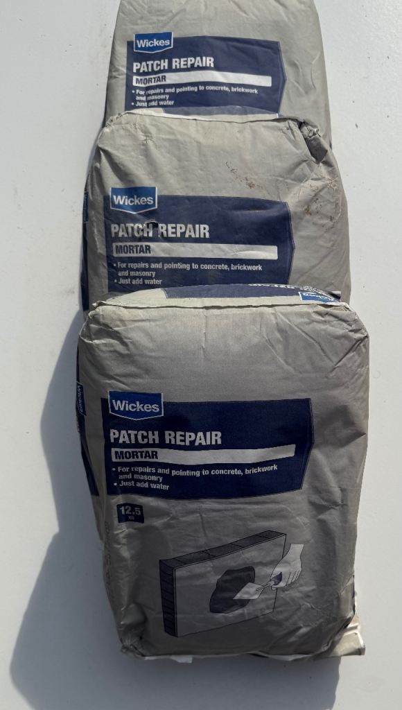 Wickes Patch Repair Mortar - 12.5kg (3 x Packs for £27 or £10 per pack) Collection only-E13
