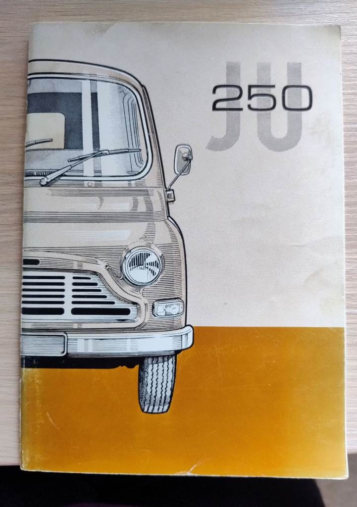 JU250 Leyland handbook 1977. Vintage 