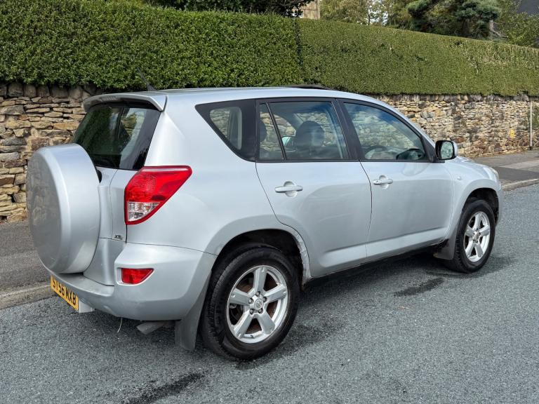 2006 Toyota RAV4 2.0 XT5 VVT-I PETROL AUTOMATIC SILVER 4x4 Petrol Automatic