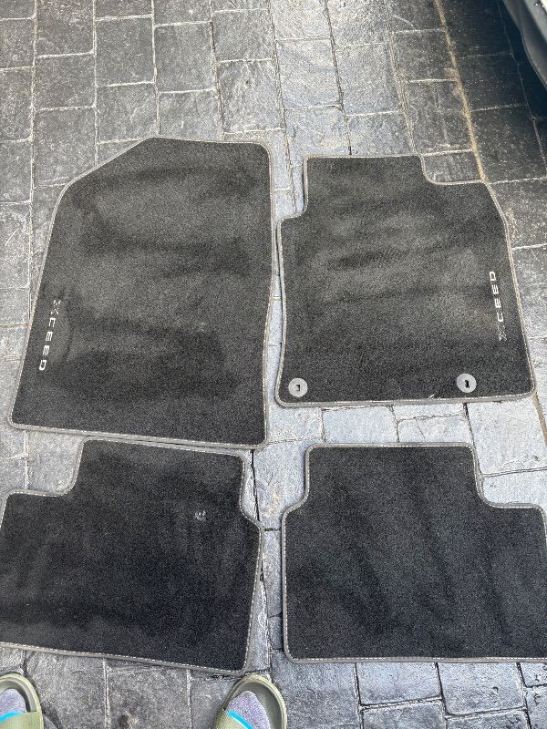 Kia xceed carpet/rubber mats 