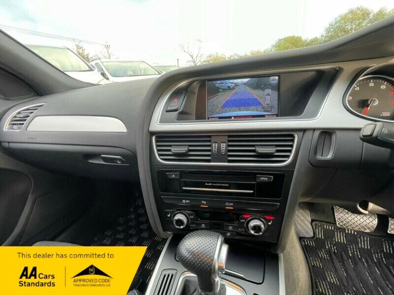 Audi A4 Avant 2015 2.0 TSFI S LINE AUTO PETROL