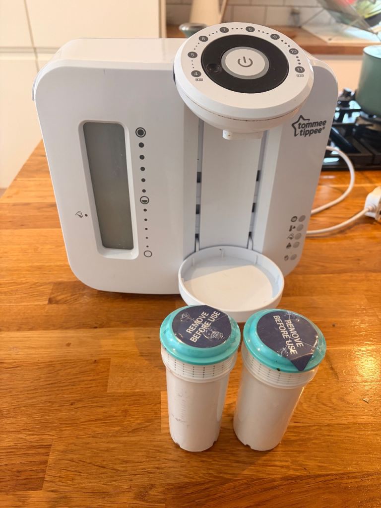 Tommee Tippee Perfect Prep Day & Night Machine with Filters
