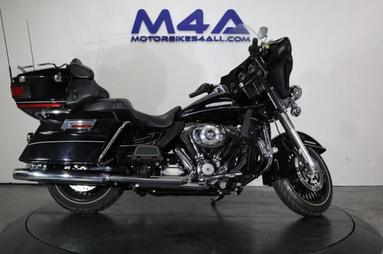 HARLEY DAVIDSON ELECTRA GLIDE 2019