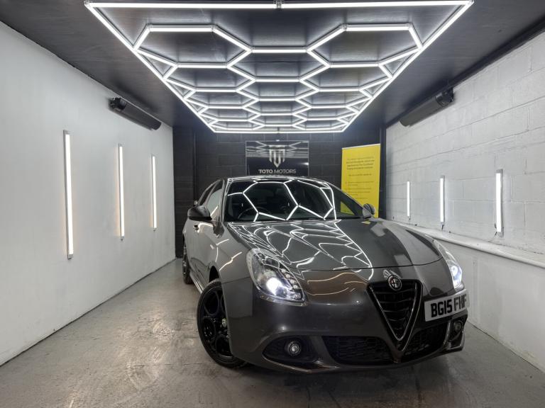 ALFA ROMEO GIULIETTA 2.0 Giulietta 2.0 Jtdm-2 175 Bhp Alfa Tct Q.v. Line 2015