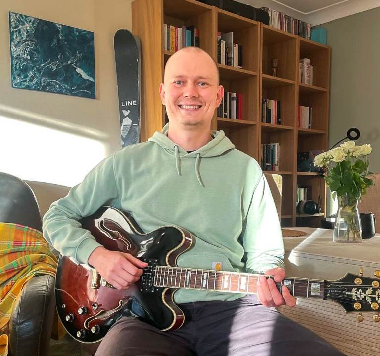 Guitar Lessons for All Ages & Levels in Edinburgh and Nearby