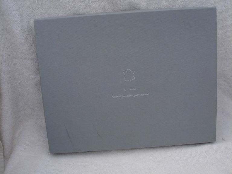 WEDDING  GUEST LIST BOOK