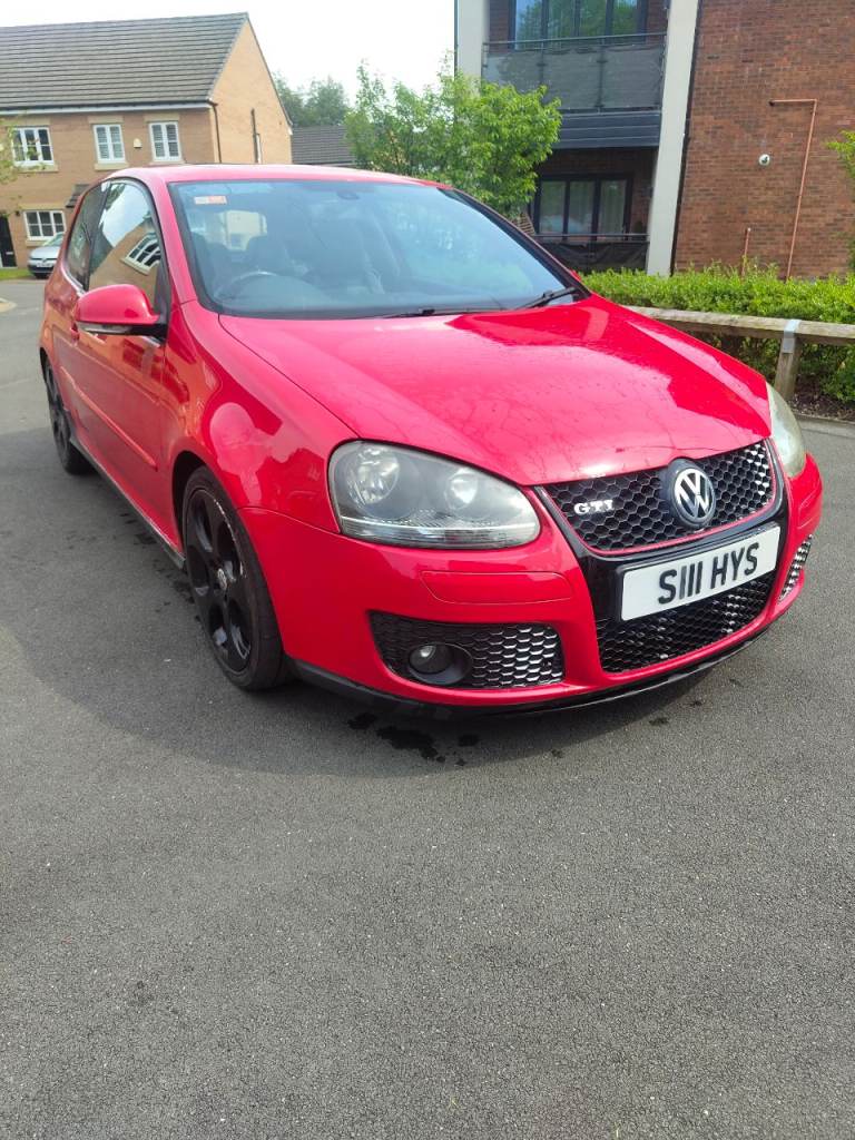 Volkswagen Golf GTi Mk5 turbo, 3 door, Red