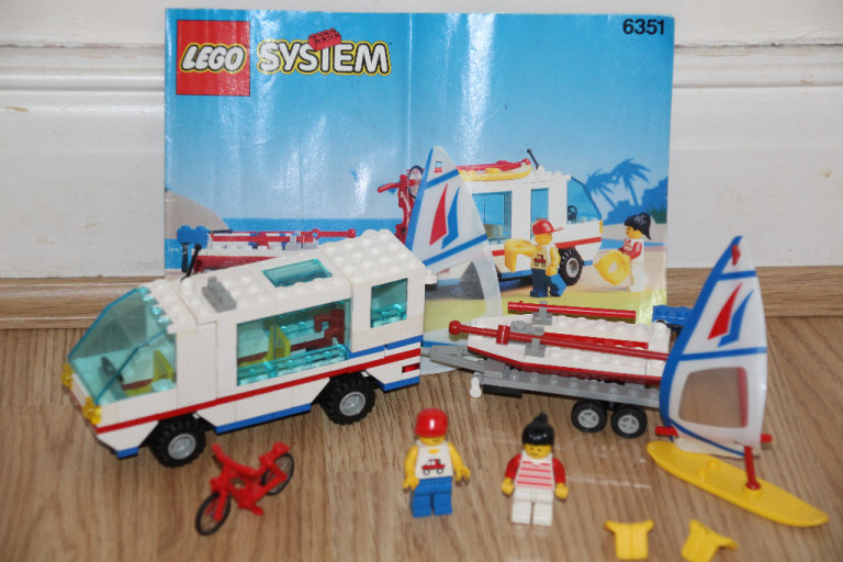 Lego Classic Town 6351 Surf N' Sail Camper