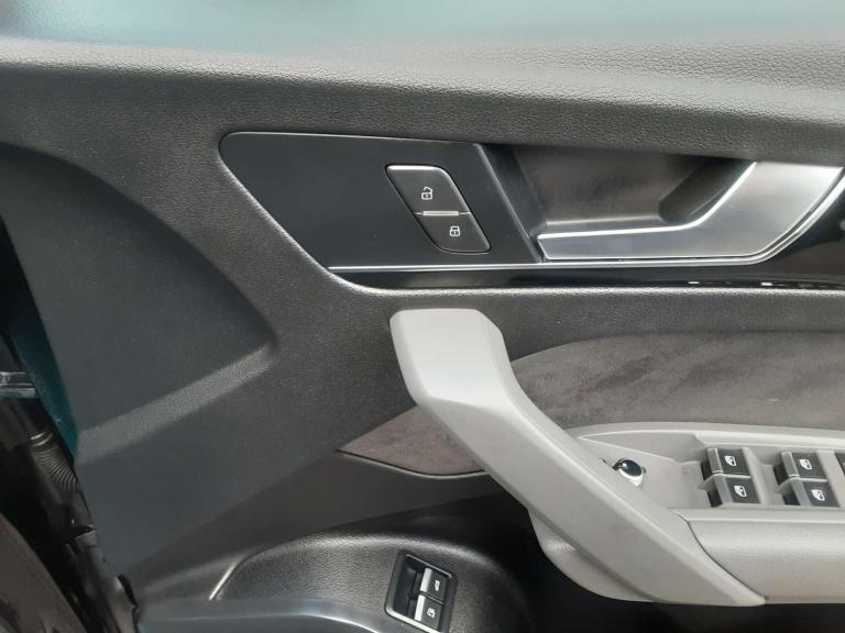2020 Audi Q5 50 TFSI e Quattro Black Edition 5dr S Tronic ESTATE PETROL/ELECTRIC Automatic