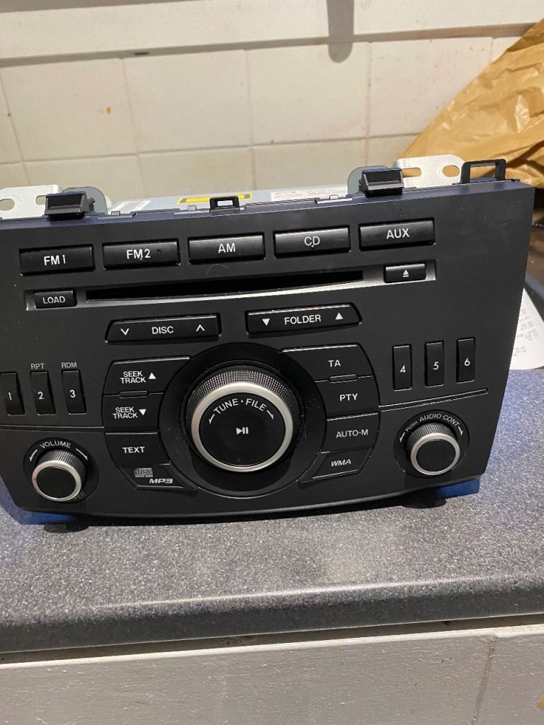Car cd audio unit 